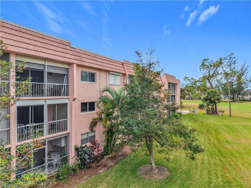 170 Turtle Lake Ct, Unit 211, Naples, FL 34105 Photo