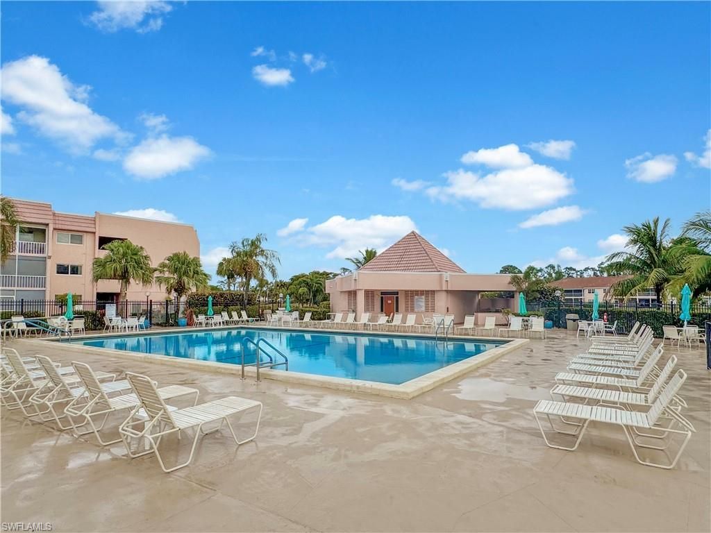 170 Turtle Lake Ct, Unit 211, Naples, FL 34105 Photo