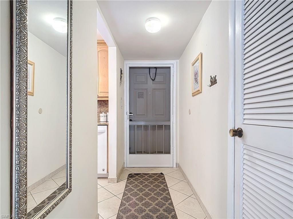 170 Turtle Lake Ct, Unit 211, Naples, FL 34105 Photo