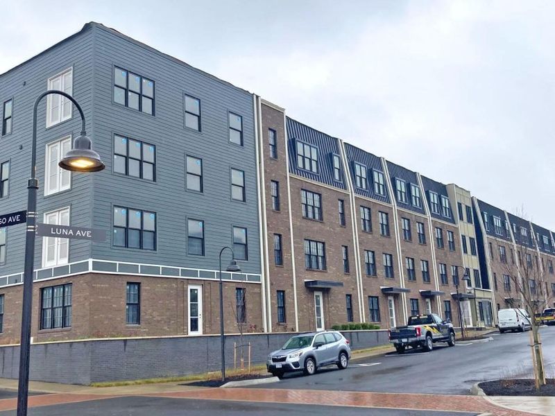 1020 Lusso Avenue, Unit 206, Columbus, OH 43201 Photo 4