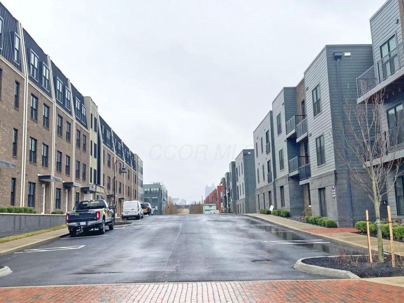 1020 Lusso Avenue, Unit 206, Columbus, OH 43201 Photo 5