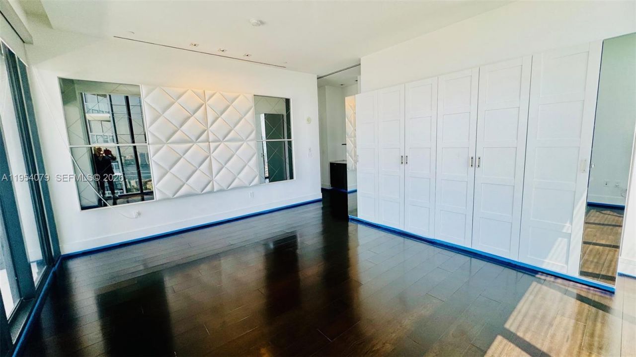17141 Collins Ave , Unit 3102, Sunny Isles Beach, FL 33160 Photo