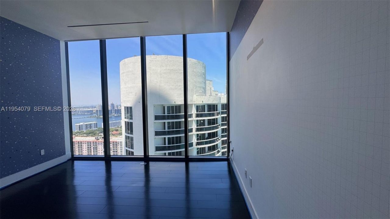 17141 Collins Ave , Unit 3102, Sunny Isles Beach, FL 33160 Photo