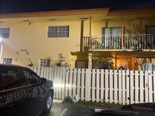 8370 SW 154th Ave , Unit 9, Miami, FL 33193