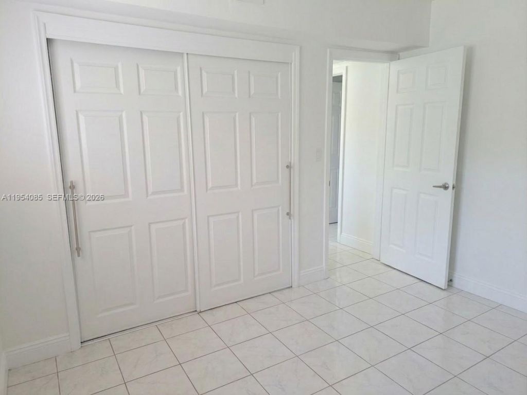 11930 NE 19th Dr, Unit 2, North Miami, FL 33181 Photo