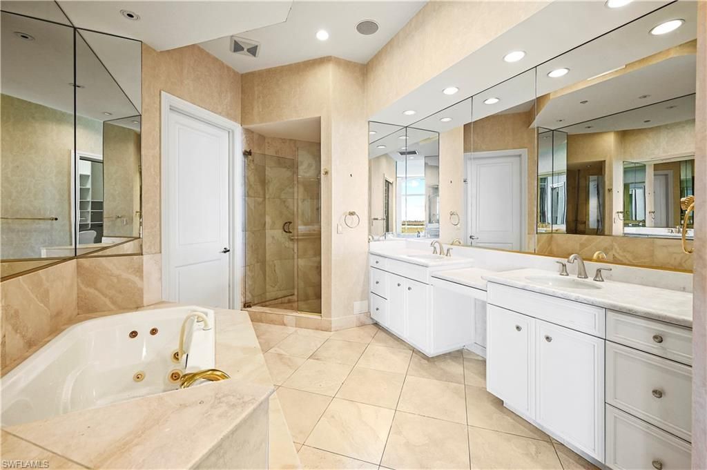 4801 Island Pond Ct, Unit 1202, Bonita Springs, FL 34134 Photo