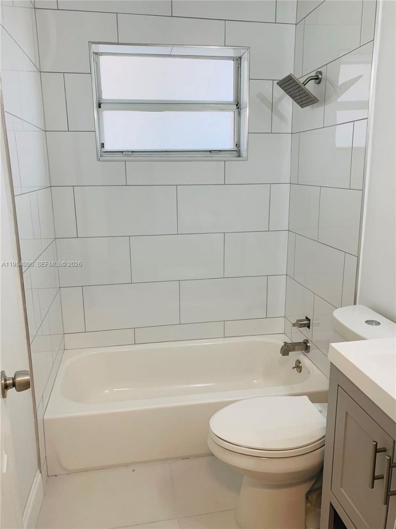 1265 SW 6th St, Unit 14, Miami, FL 33135 Photo