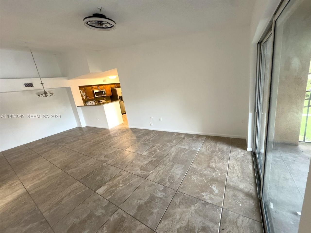 2133 Renaissance Blvd, Unit 306, Miramar, FL 33025 Photo