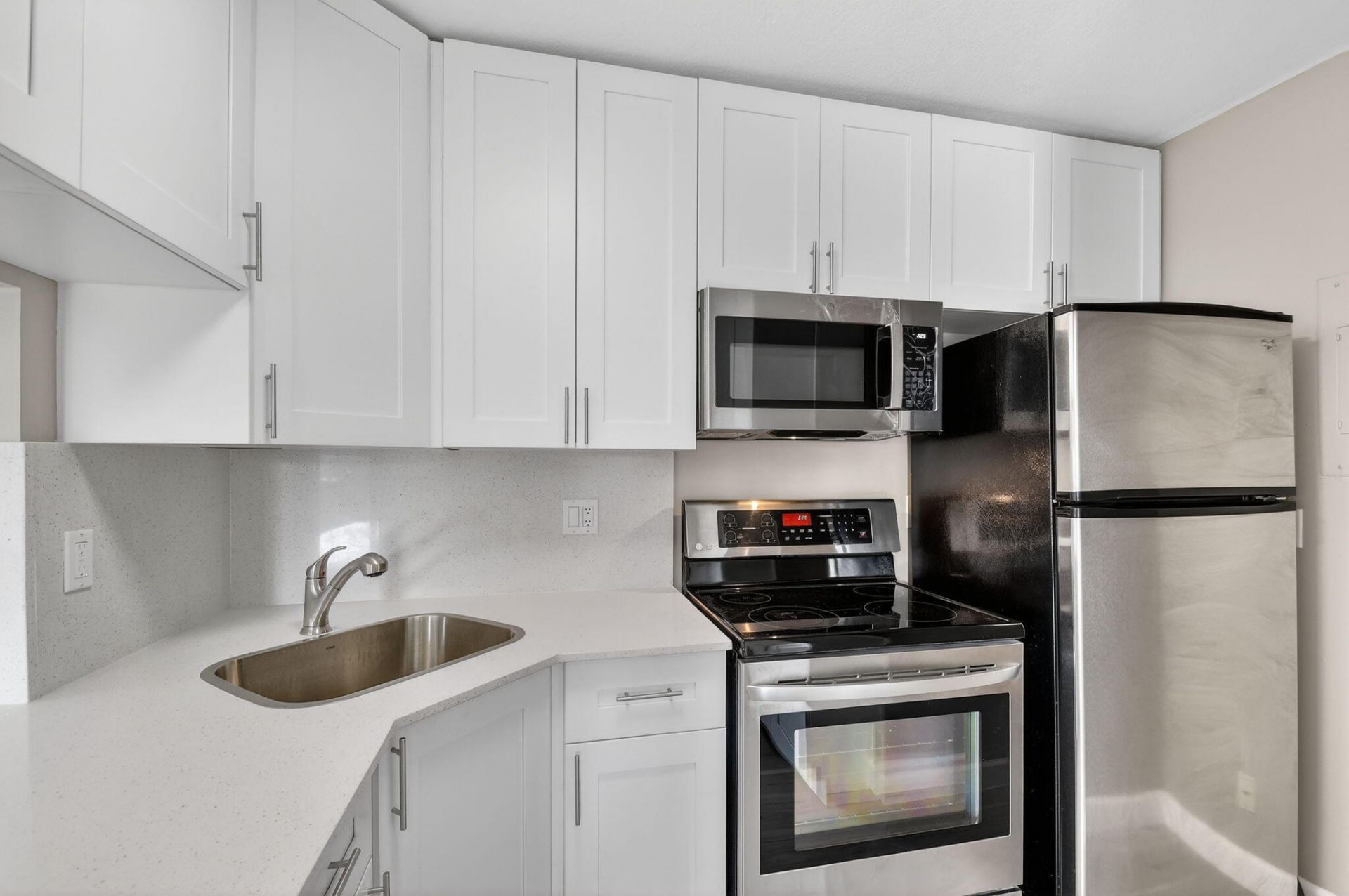 719 Sunny Pine Way, Unit D2, Greenacres, FL 33415 Photo