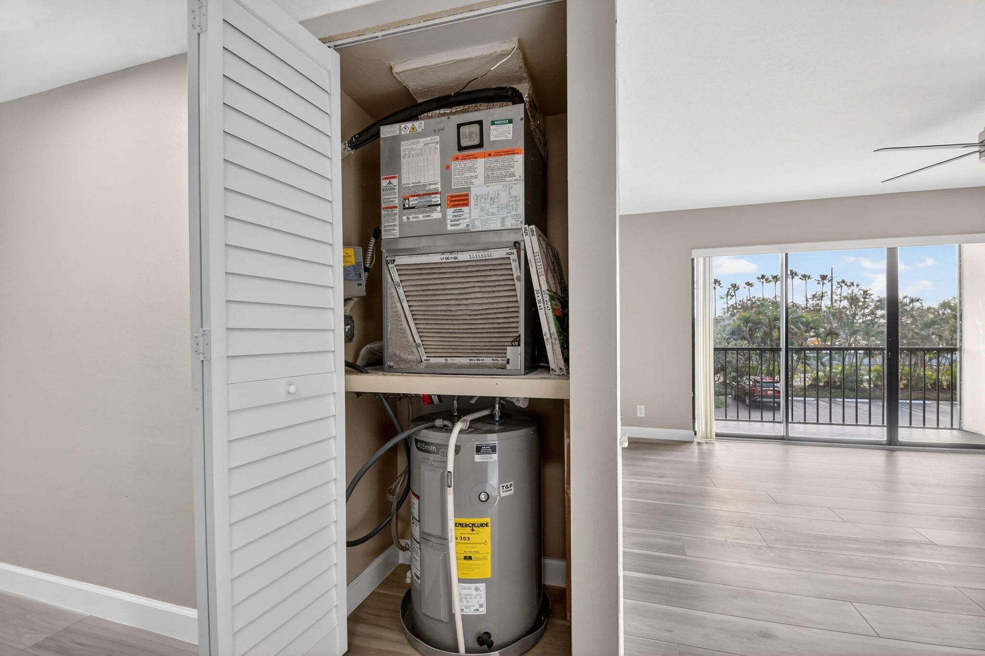 719 Sunny Pine Way, Unit D2, Greenacres, FL 33415 Photo