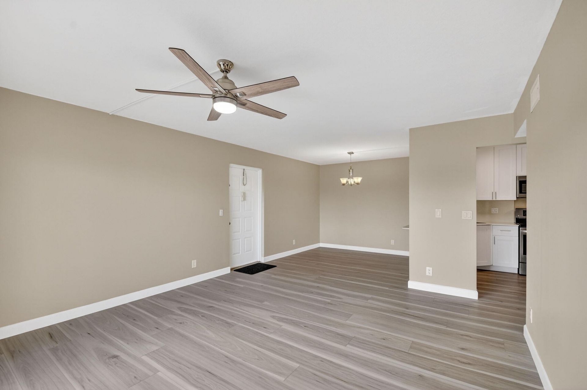 719 Sunny Pine Way, Unit D2, Greenacres, FL 33415 Photo