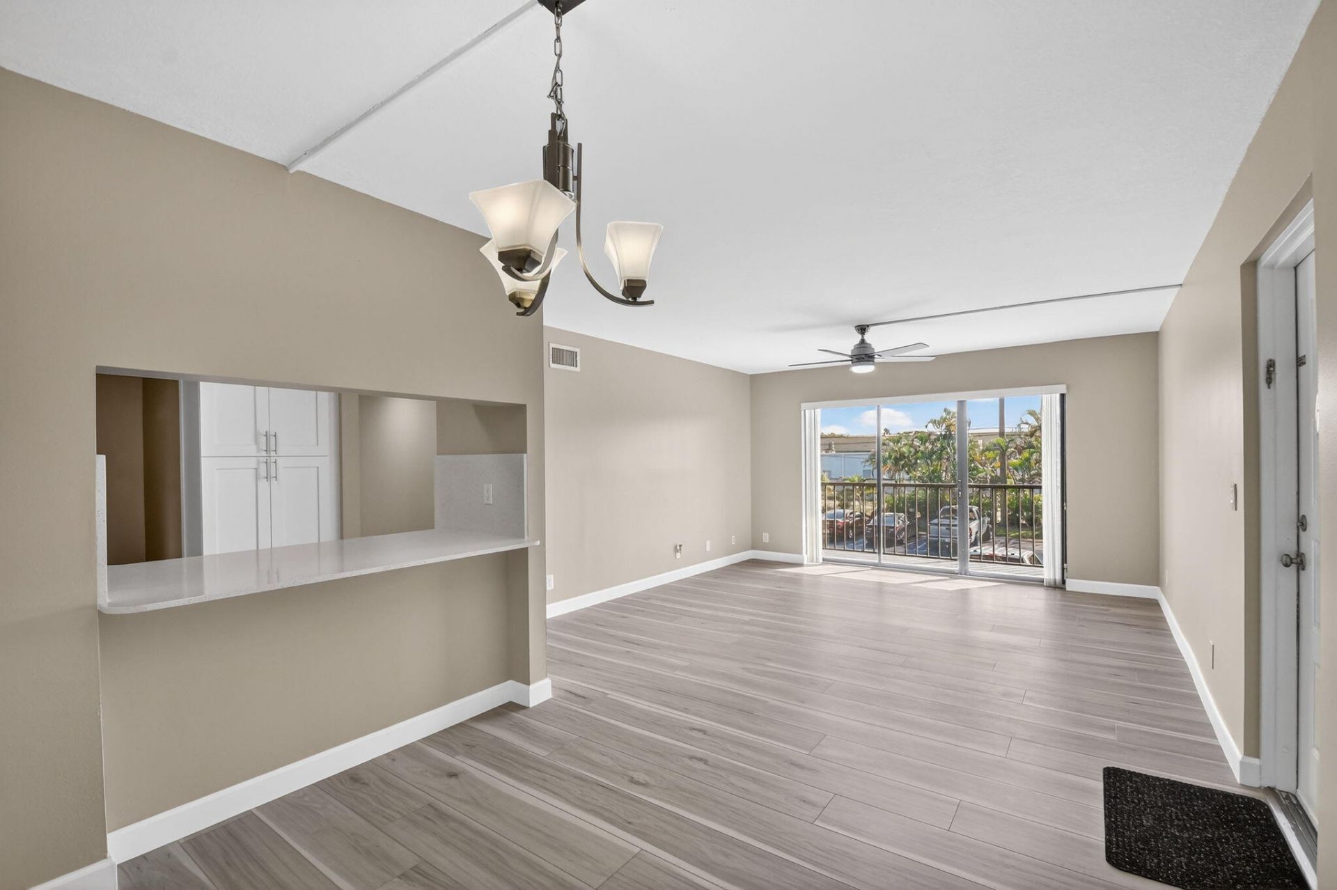 719 Sunny Pine Way, Unit D2, Greenacres, FL 33415 Photo