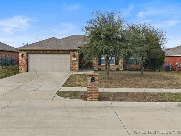 4627 Lakeshore Drive, Ardmore, OK 73401