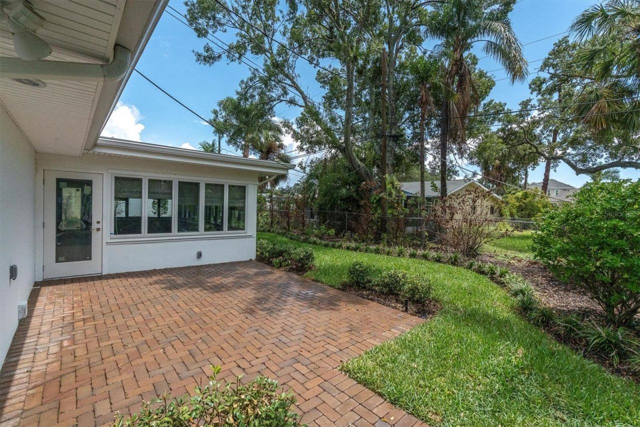 319 Rafael Boulevard Ne, Saint Petersburg, FL 33704 Photo