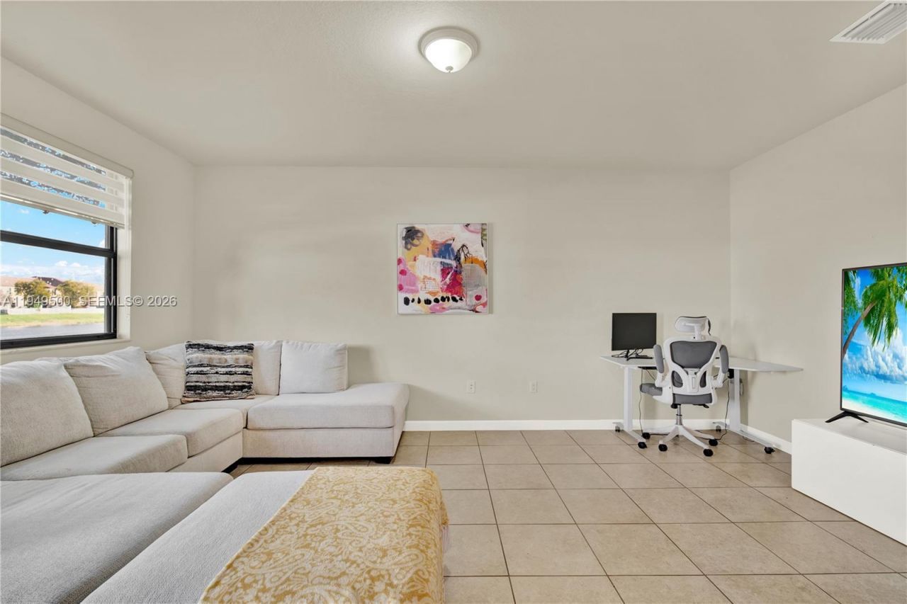 9411 W 35th Ave, Hialeah, FL 33018 Photo