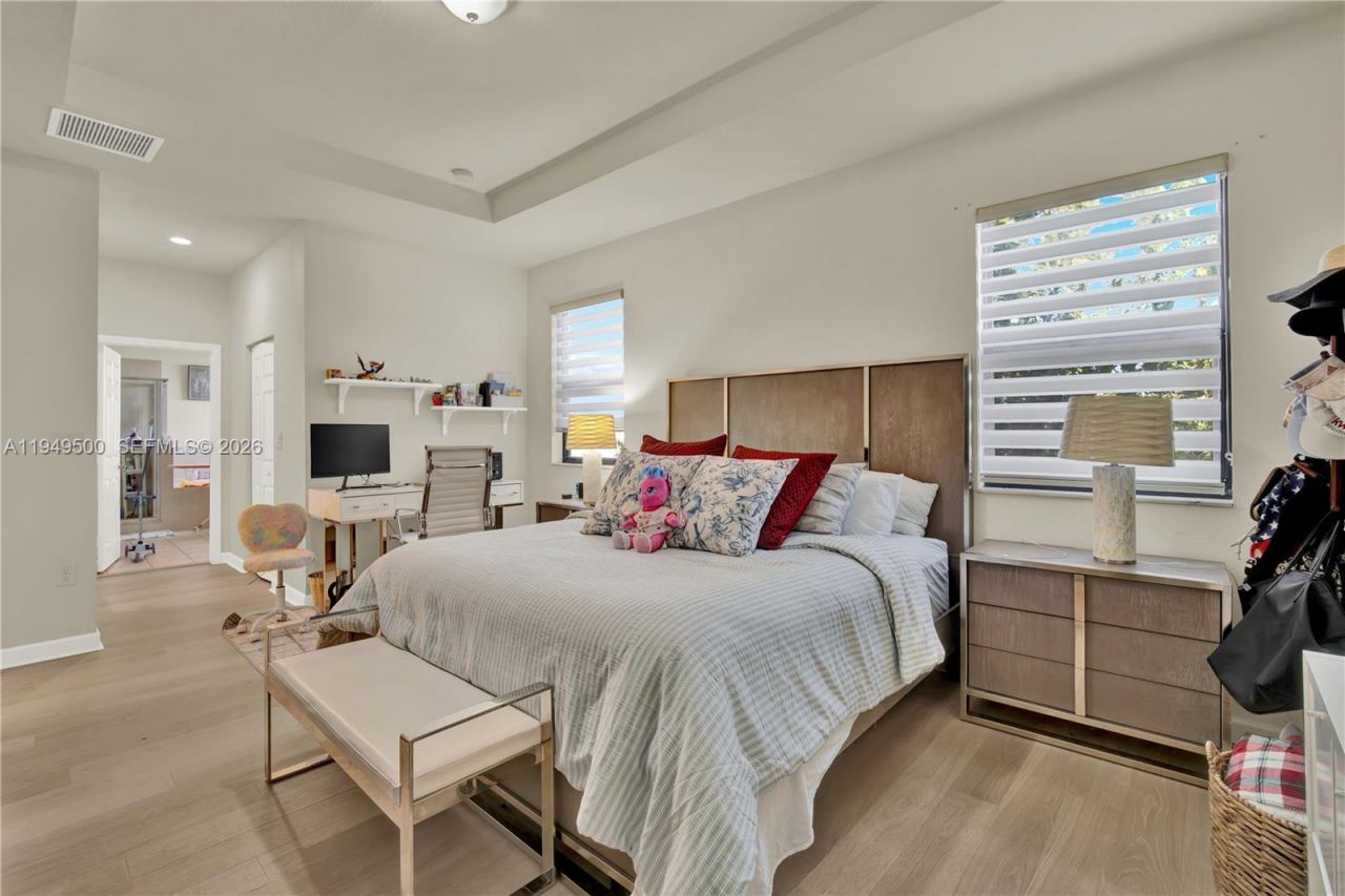 9411 W 35th Ave, Hialeah, FL 33018 Photo