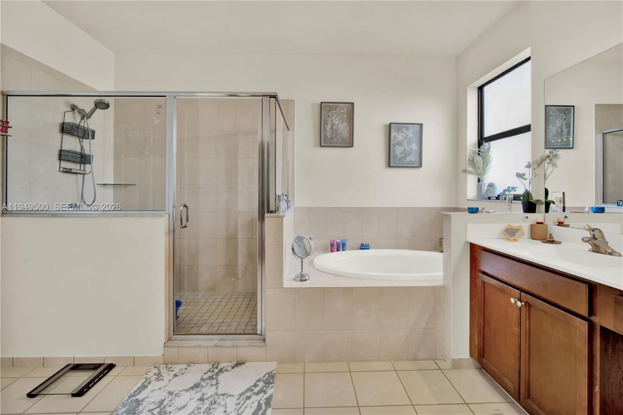 9411 W 35th Ave, Hialeah, FL 33018 Photo