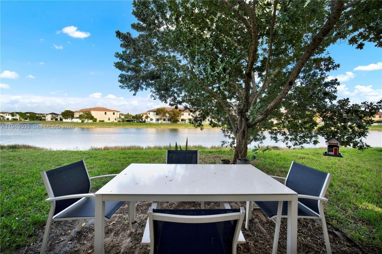 9411 W 35th Ave, Hialeah, FL 33018 Photo