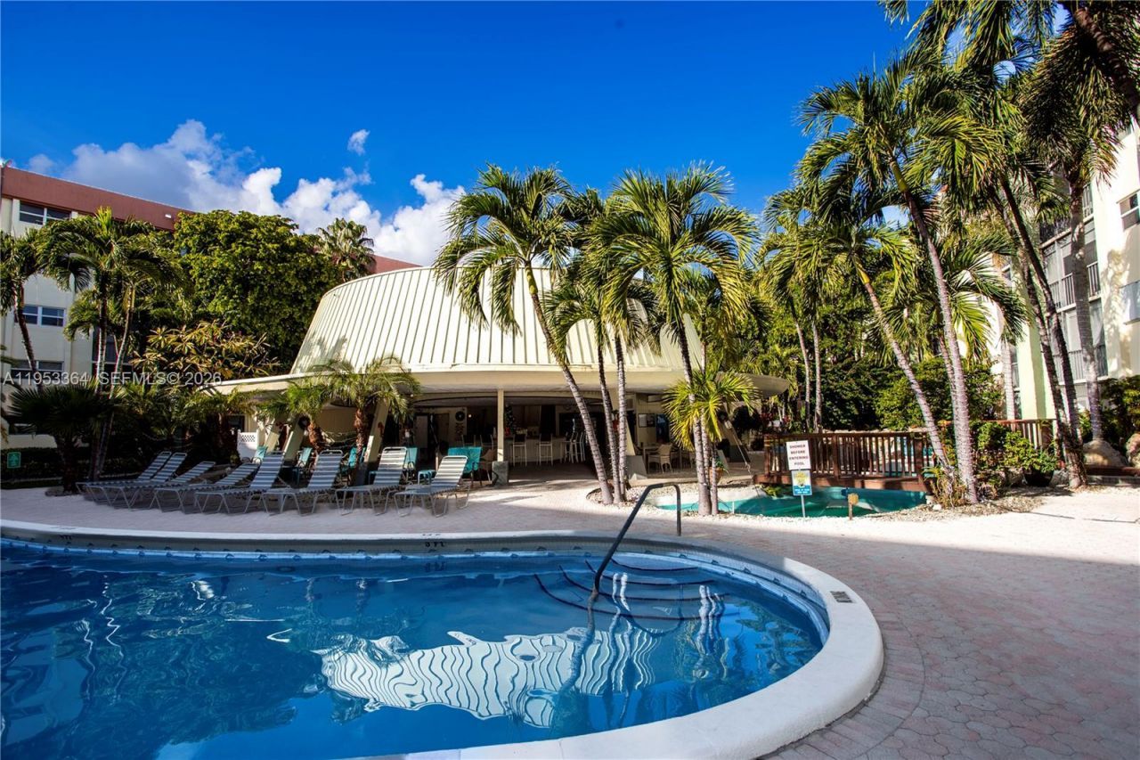 5300 NE 24th Ter, Unit 428C, Fort Lauderdale, FL 33308 Photo