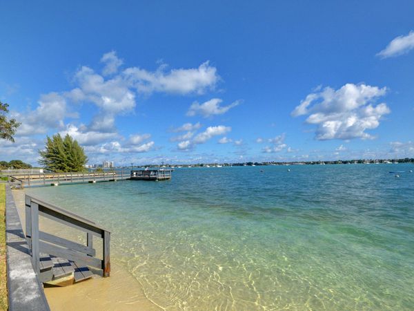 5600 N Flagler Drive, Unit 307, West Palm Beach, FL 33407