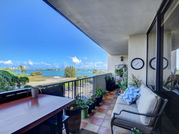 5600 N Flagler Drive, Unit 307, West Palm Beach, FL 33407