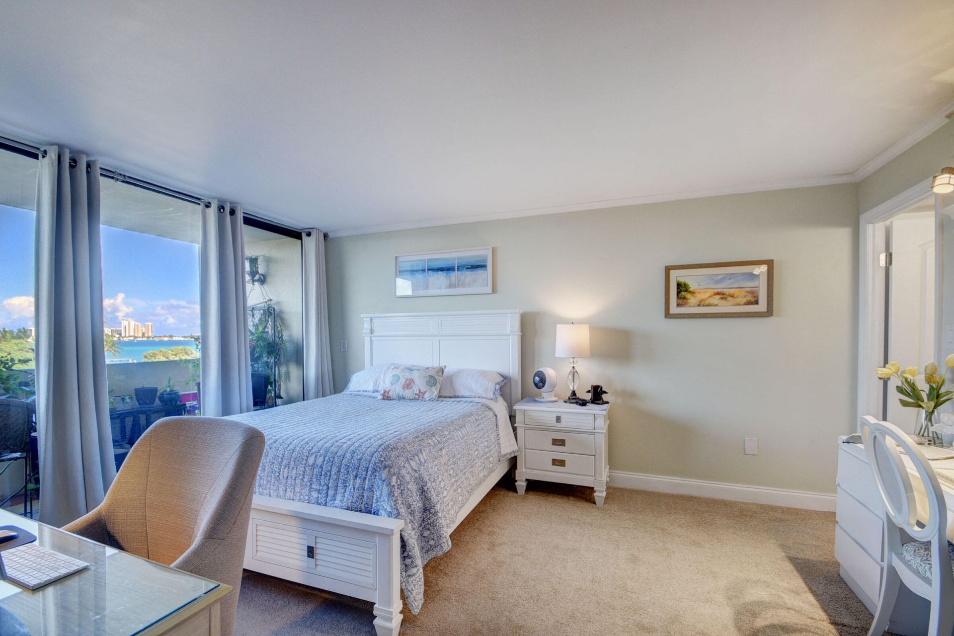 5600 N Flagler Drive, Unit 307, West Palm Beach, FL 33407 Photo