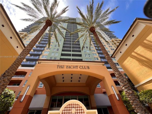 90 Alton Rd, Unit 2110, Miami Beach, FL 33139