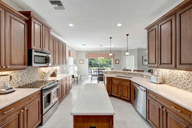 636 Gossamer Wing Way, Sebastian, FL 32958 Photo