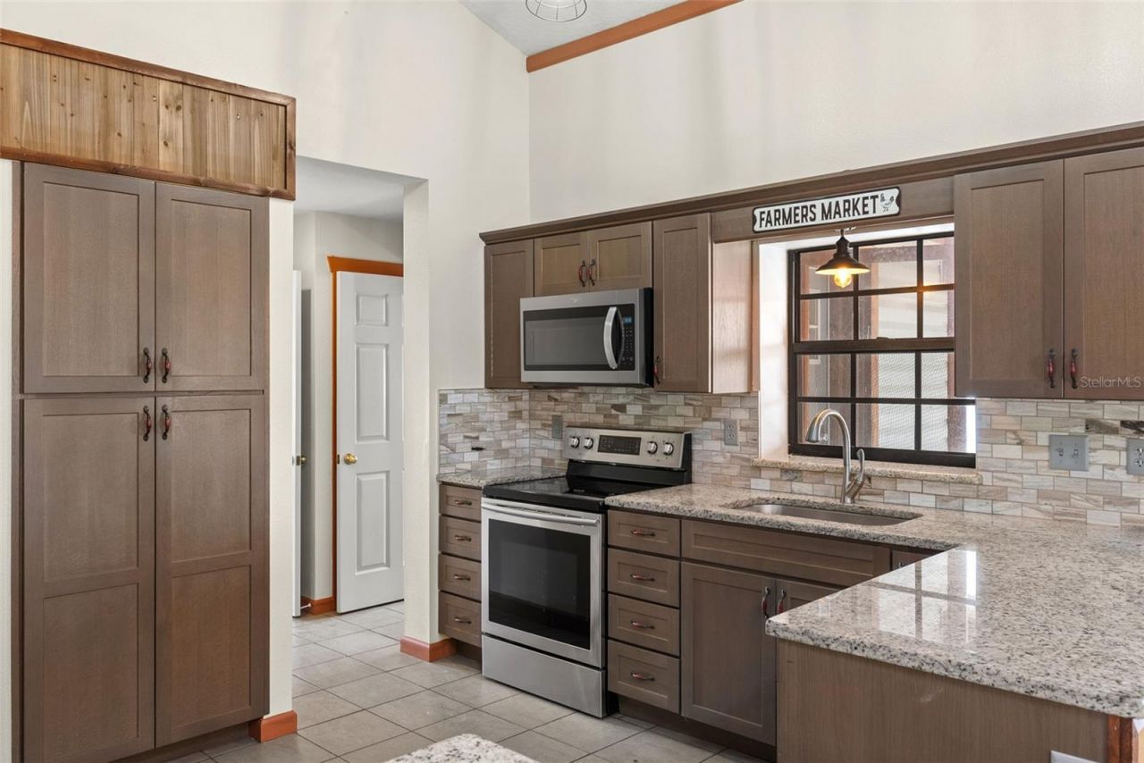 17620 Poyner Road N, Polk City, FL 33868 Photo