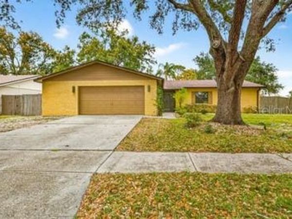 4601 HUNTSMAN COURT, TAMPA, FL 33624