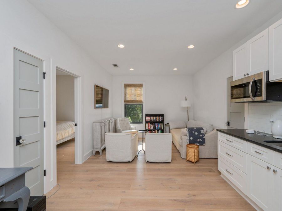 Property Image 79
