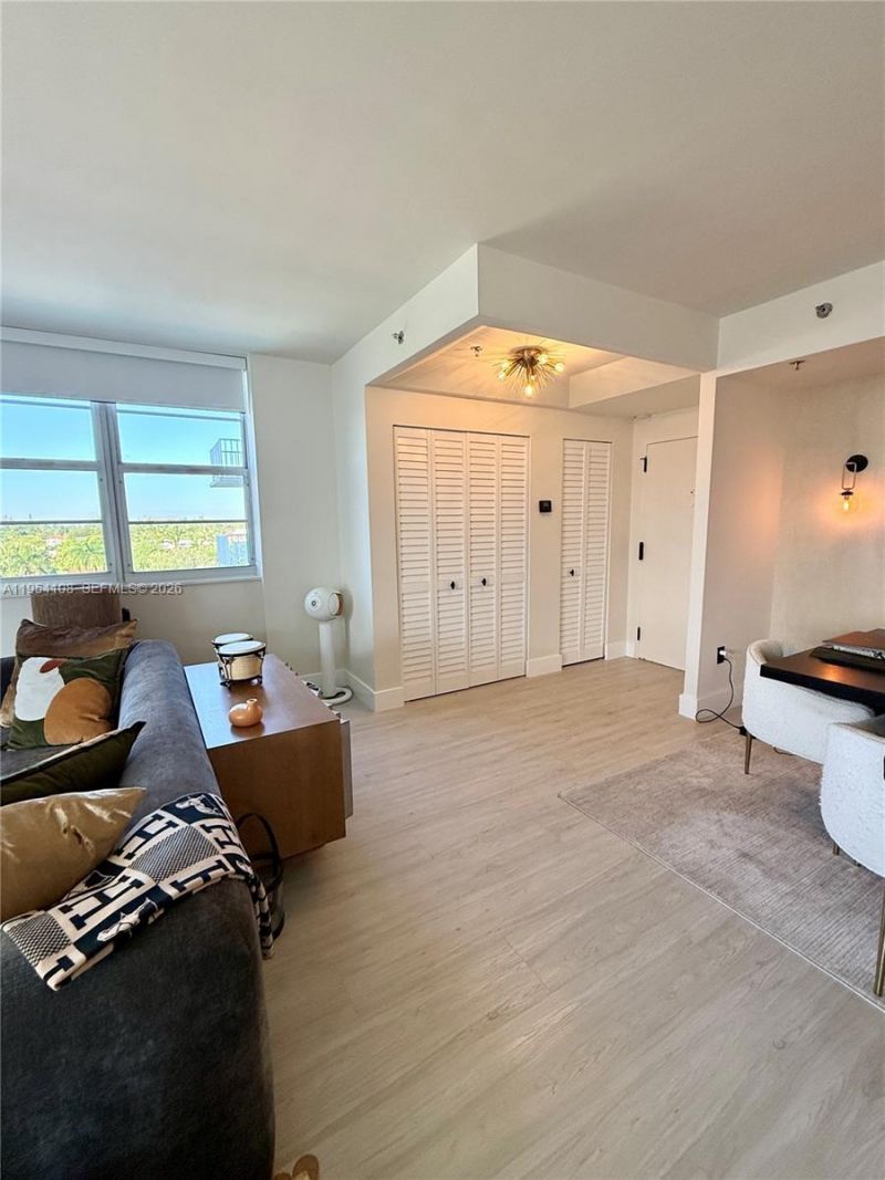 2829 Indian Creek Dr , Unit 603, Miami Beach, FL 33140 Photo