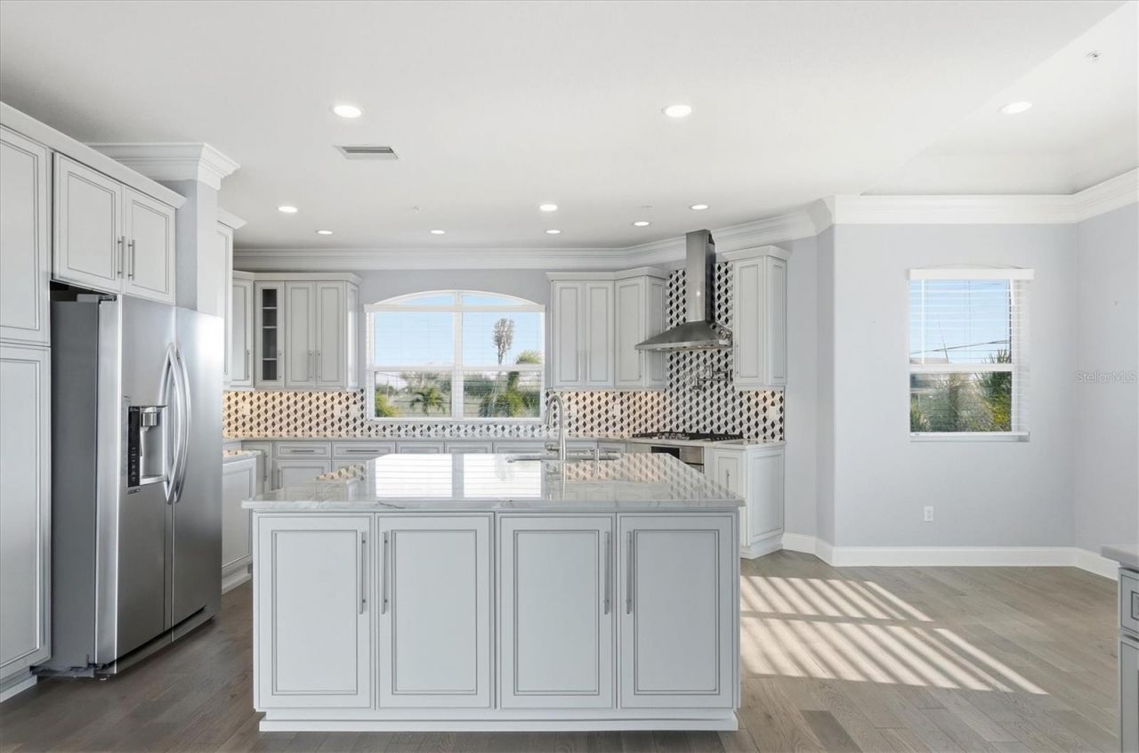 1910 Oregon Trail, Englewood, FL 34224 Photo