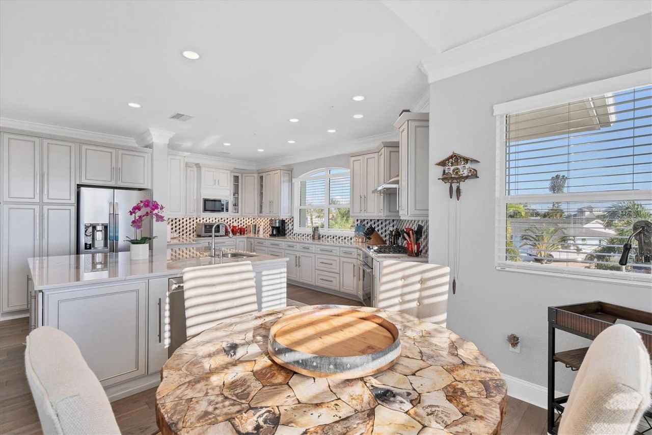 1910 Oregon Trail, Englewood, FL 34224 Photo