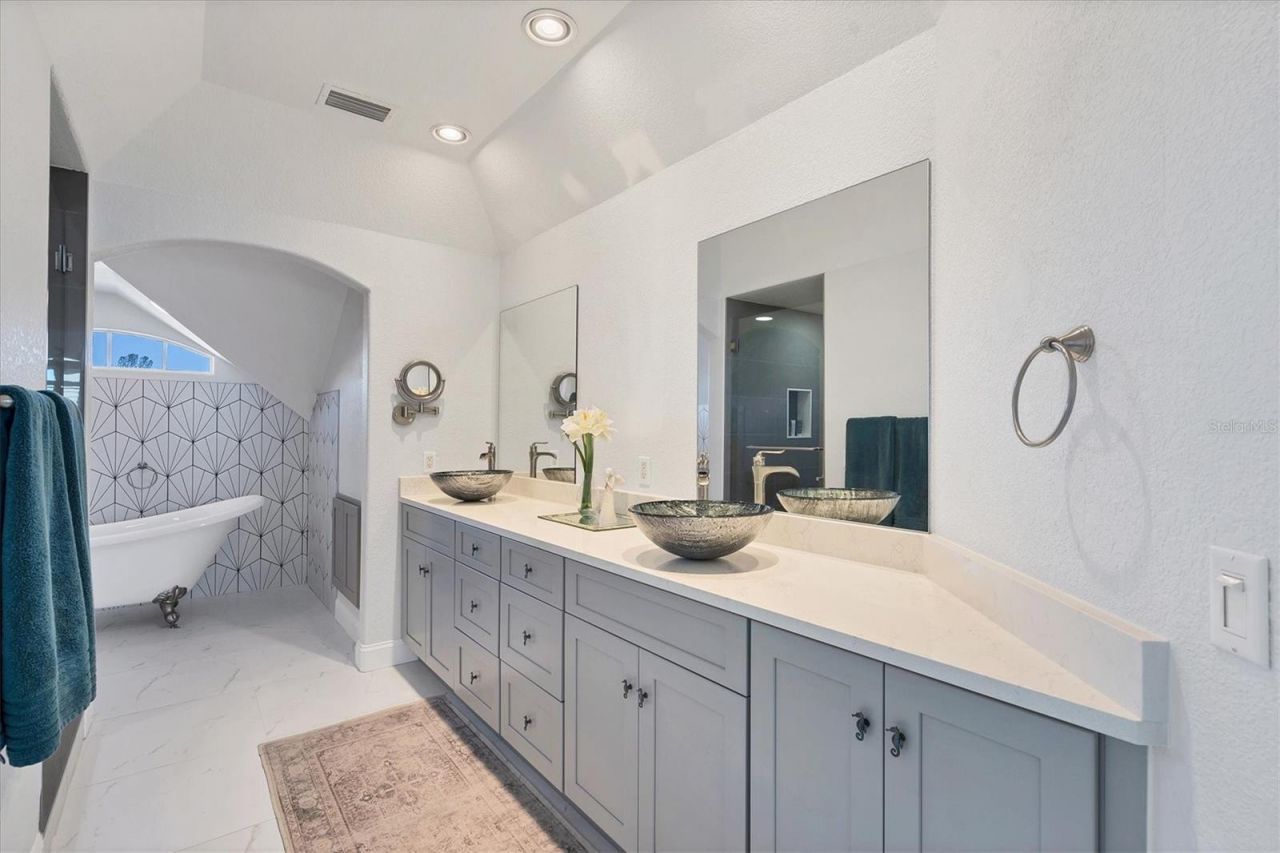 1910 Oregon Trail, Englewood, FL 34224 Photo