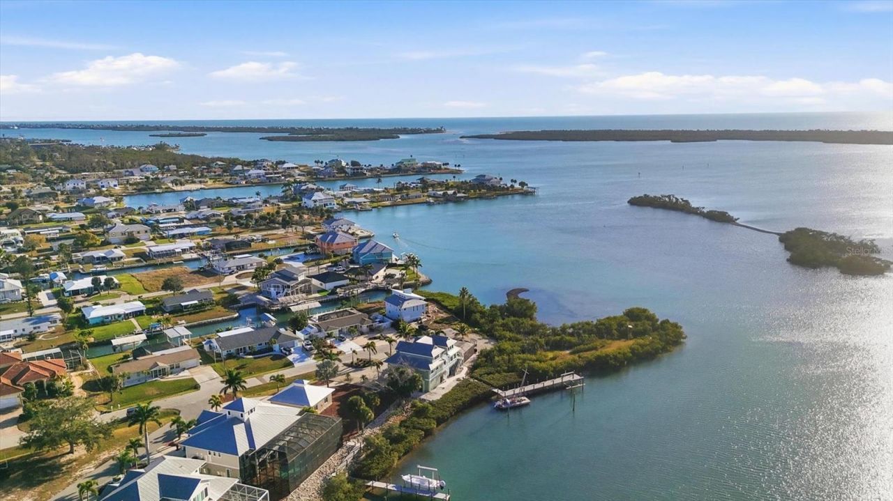 1910 Oregon Trail, Englewood, FL 34224 Photo