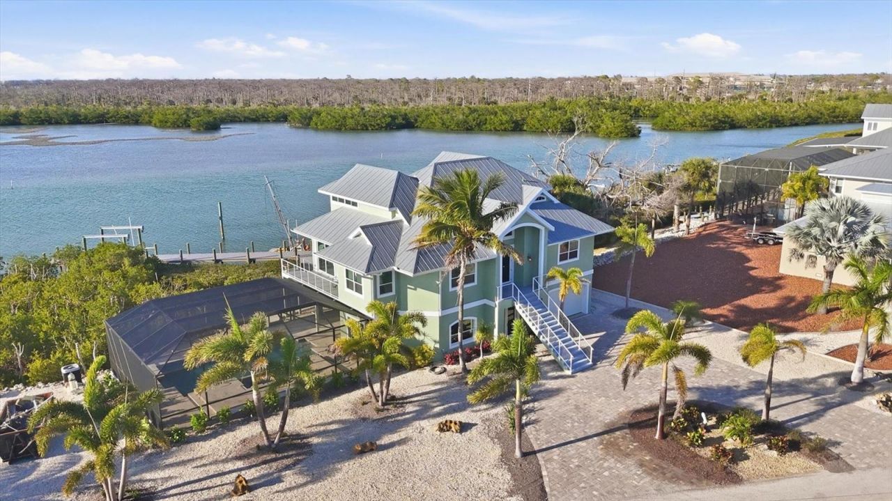 1910 Oregon Trail, Englewood, FL 34224 Photo