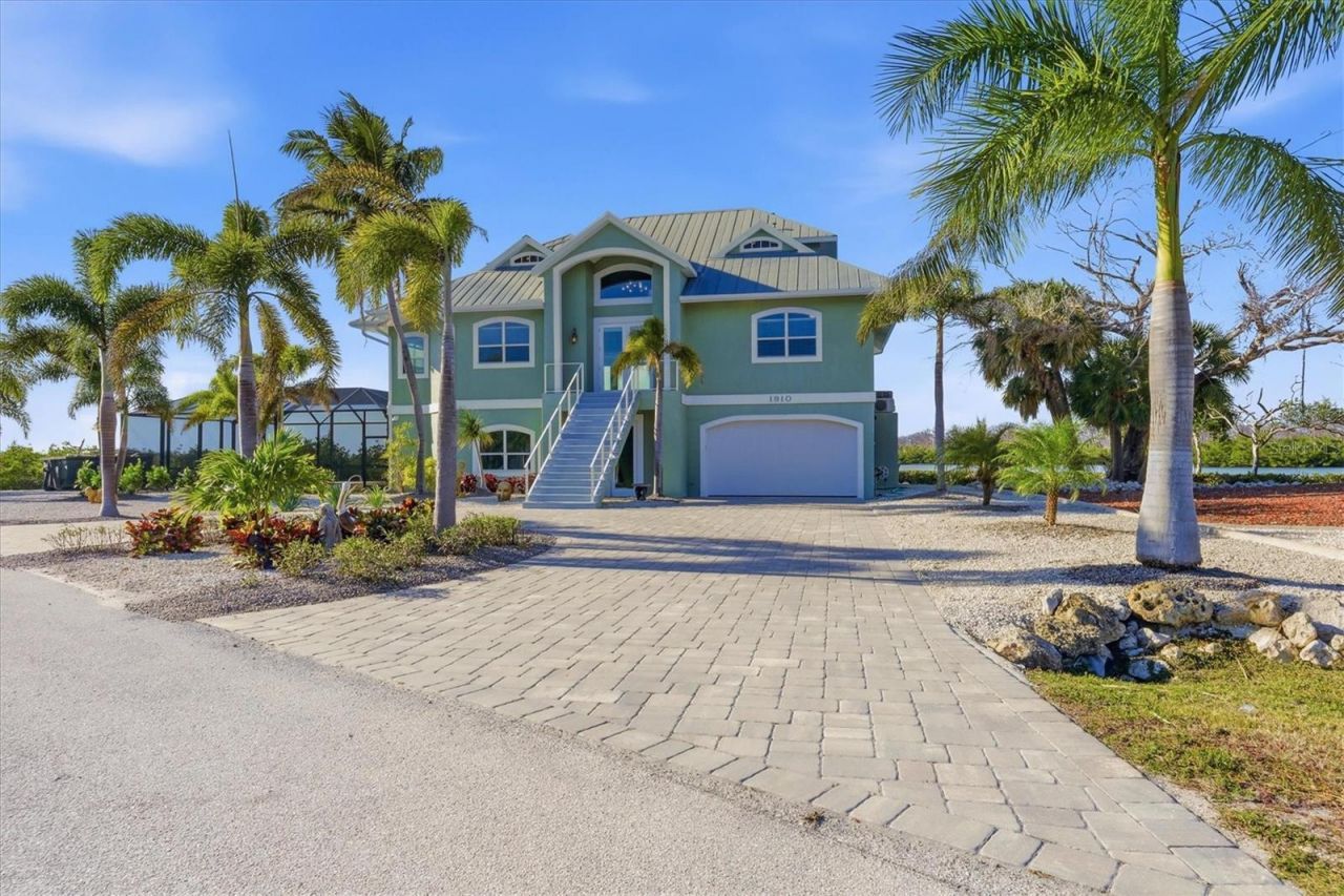 1910 Oregon Trail, Englewood, FL 34224 Photo