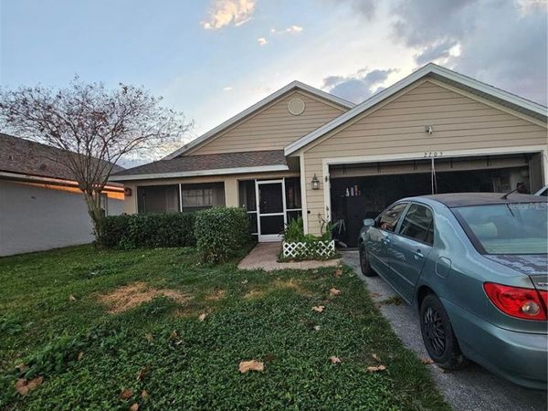 2705 WILLOW GLEN CIRCLE, KISSIMMEE, FL 34744