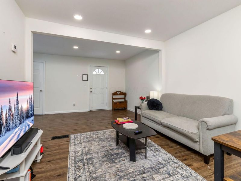 727 W Washington Street, Baltimore, OH 43105 Photo 14