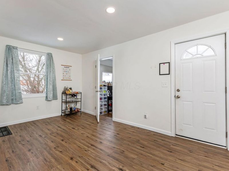 727 W Washington Street, Baltimore, OH 43105 Photo 15