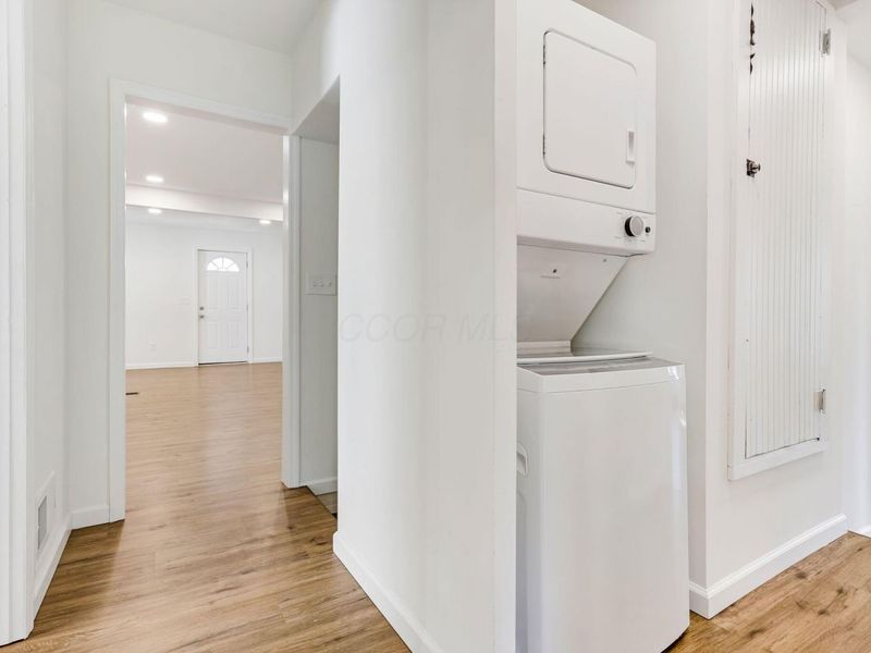 727 W Washington Street, Baltimore, OH 43105 Photo 19