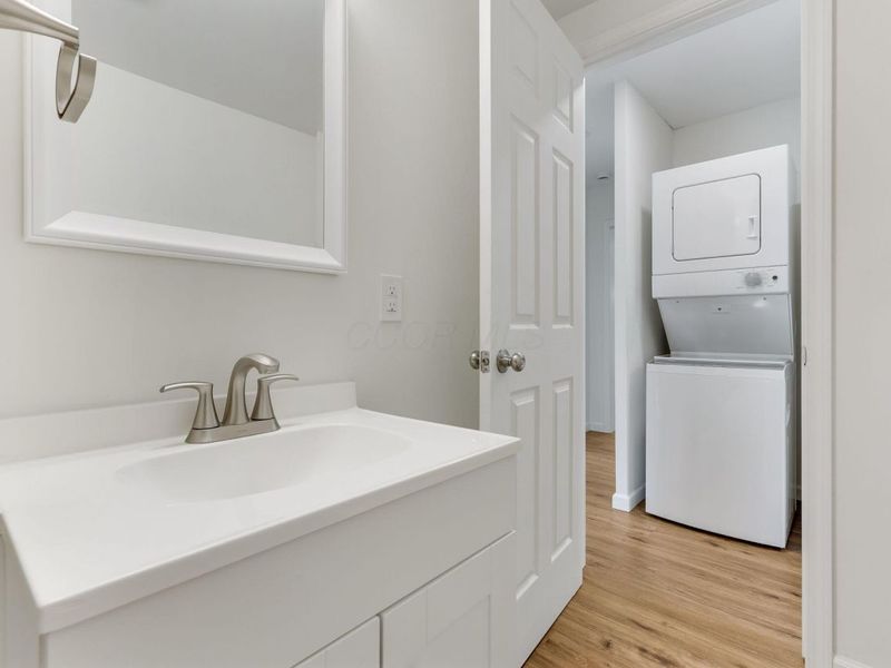 727 W Washington Street, Baltimore, OH 43105 Photo 20