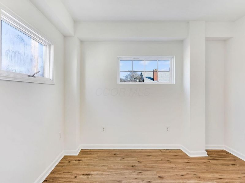 727 W Washington Street, Baltimore, OH 43105 Photo 23