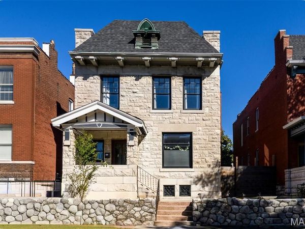 4567 Arco Avenue, St Louis, MO 63110