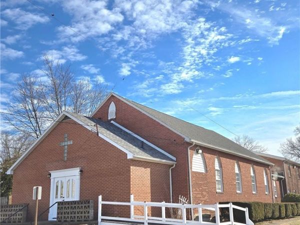 901 31st Street, Parkersburg, WV 26104