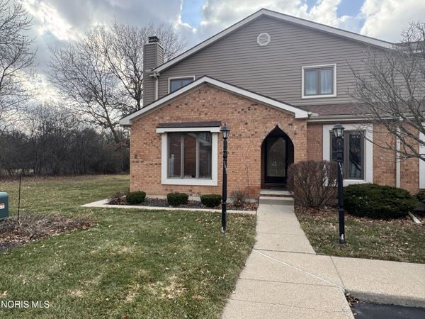 11085 Riverbend Court, Perrysburg, OH 43551