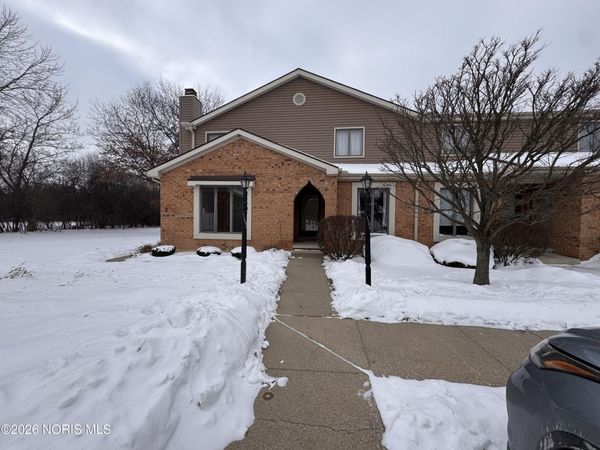 11085 Riverbend Court, Perrysburg, OH 43551
