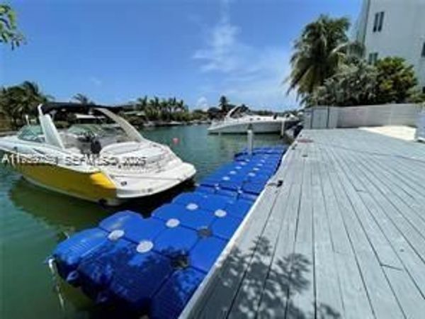 1995 Calais , Miami Beach, FL 33141