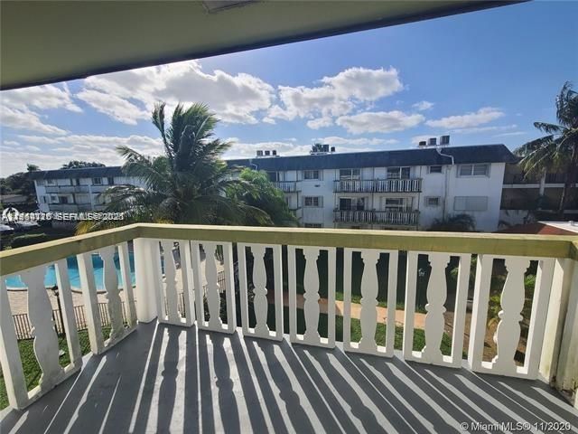 15225 NE 6th Ave , Unit B303, Miami, FL 33162 Photo